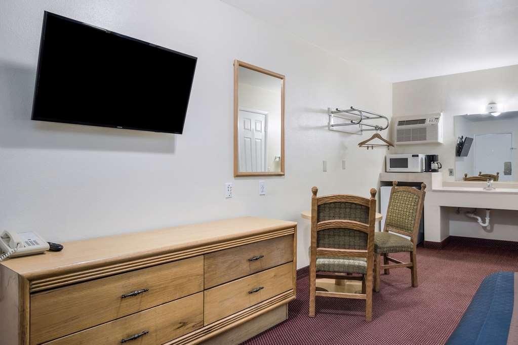 Rodeway Inn & Suites Blythe Zimmer foto
