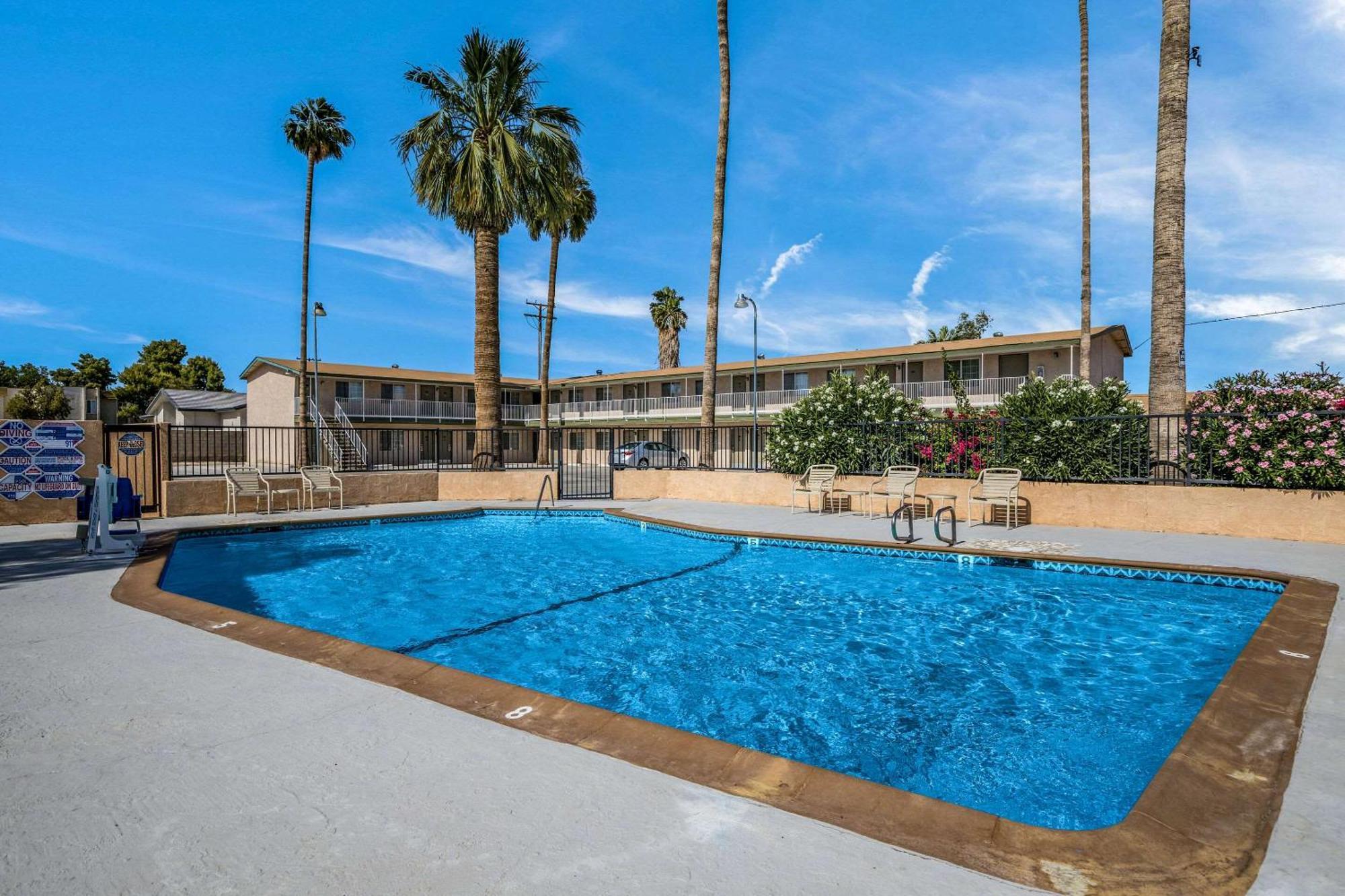 Rodeway Inn & Suites Blythe Exterior foto